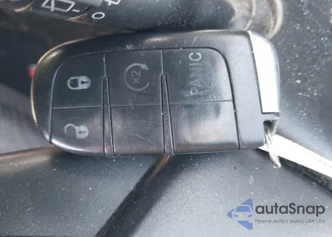 2012 Dodge Journey Sxt z USA, uszkodzony, nr VIN 3C4PDCBG0CT203847